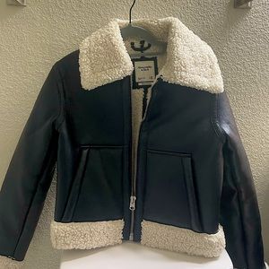 Abercrombie Women’s vegan leather fleece lined jacket